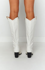 Hotel California Boots White Croc Image