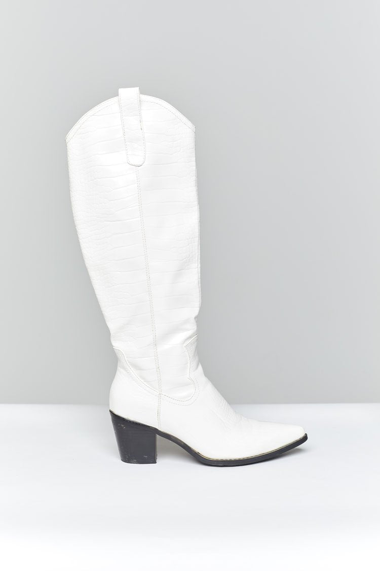 Hotel California Boots White Croc Image