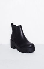 Lipstik Infinity Boots Black Image
