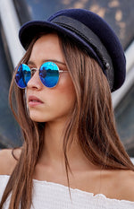 Quay Mod Star Sunglasses Silver Blue Second Image